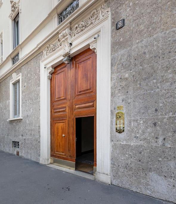 {Porta Venezia-Milano Centrale} Luxury Apartment Exterior photo